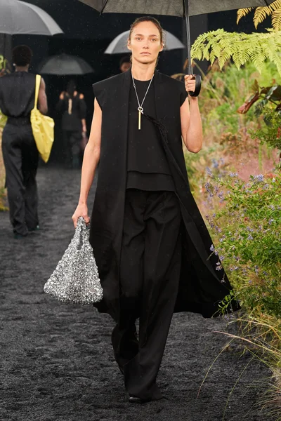 Look 55